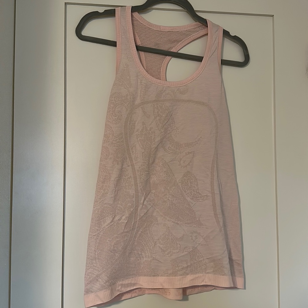 Lulu lemon workout top